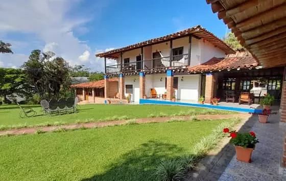 Hotel Bosques del Samán, Alcalá | livevalledelcauca.com