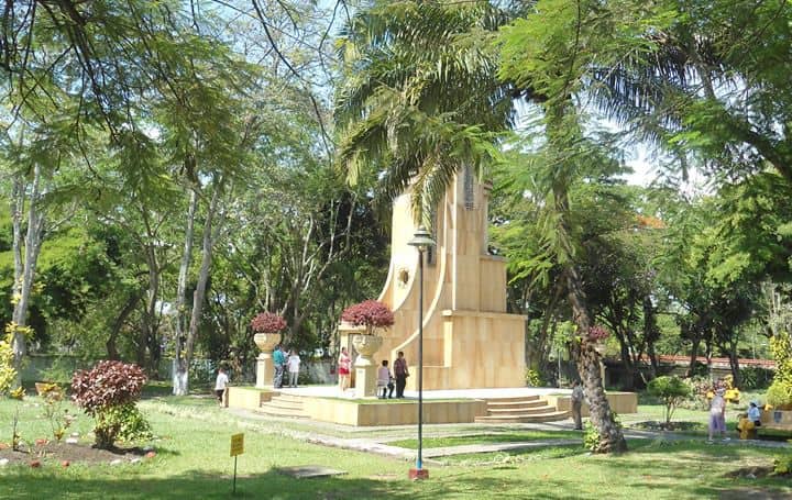 Monumento El Faro de Buga | livevalledelcauca.com
