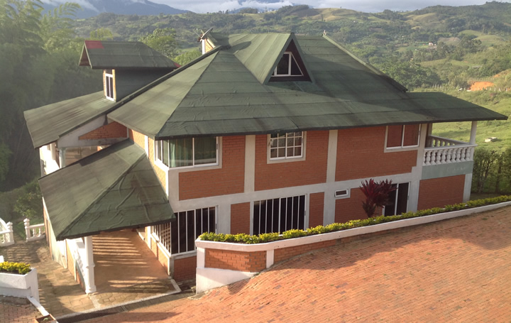 Alquiler de Finca Campestre Bella Vista, Lago Calima, Calima Darién | livevalledelcauca.com