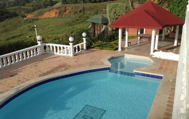 Alquiler de Finca Campestre Bella Vista, Lago Calima, Calima Darién | livevalledelcauca.com
