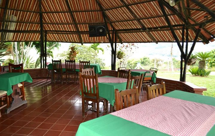 Alquiler de Finca Campestre Heidy, Lago Calima, Calima Darién | livevalledelcauca.com