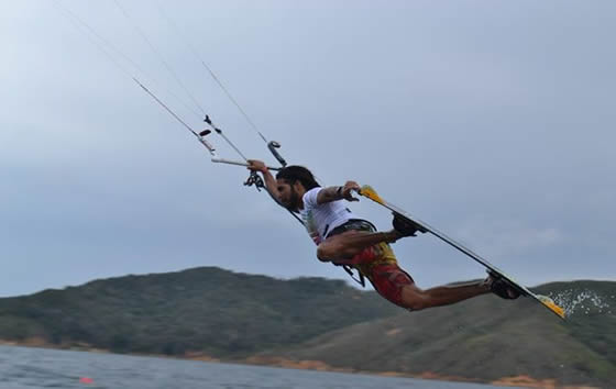 Kitesurf en el Lago Calima, Calima Darien | livevalledelcauca.com