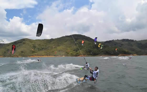 Kitesurf en el Lago Calima, Calima Darien | livevalledelcauca.com