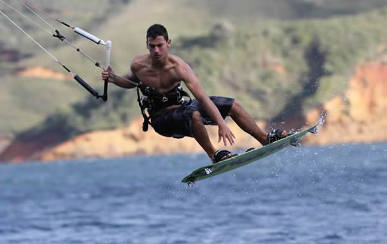 Kitesurf en el Lago Calima, Calima Darien | livevalledelcauca.com