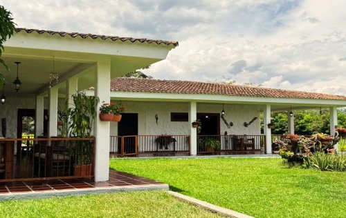 Finca Campestre El Zakatin, El Cerrito | livevalledelcauca.com