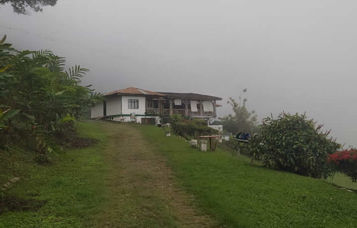 Finca Campestre La Bohemia, Santa Elena, El Cerrito | livevalledelcauca.com