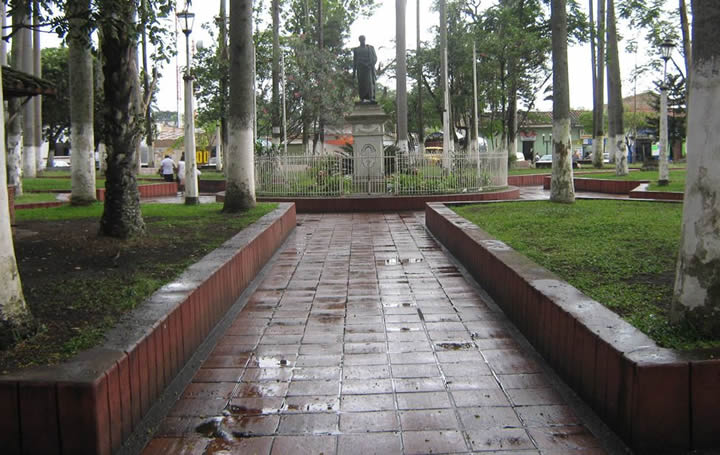 Parque Central Francisco Antonio Rada, El Cerrito | livevalledelcauca.com