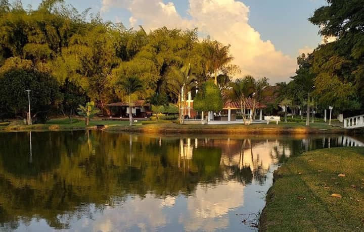 Finca Campestre Hacienda El Lago, El Bolo, Palmira | livevalledelcauca.com