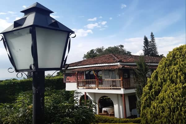Restaurante El Zaguán de Los Carmelos Campestre, La Buitrera, Palmira | livevalledelcauca.com