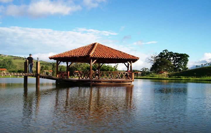 Centro recreacional Nayaré, Restrepo Valle | livevalledelcauca.com