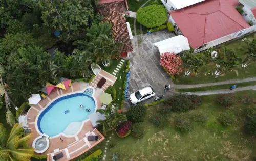 Casa Campestre Villa del Lago, Calima | livevalledelcauca.com