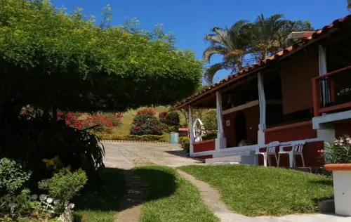 Casa Campestre Villa del Lago, Calima | livevalledelcauca.com